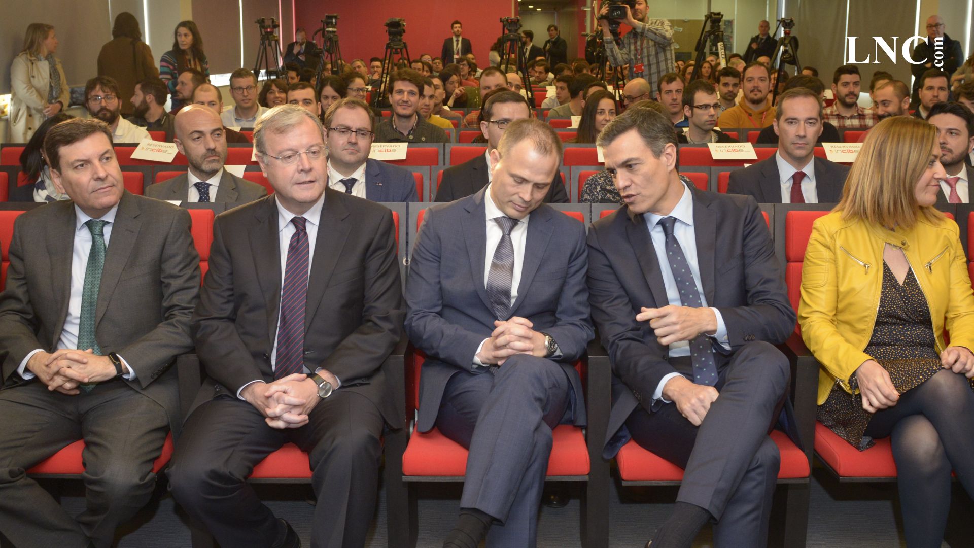 frame-9presidente.jpg frame-9presidente.jpg