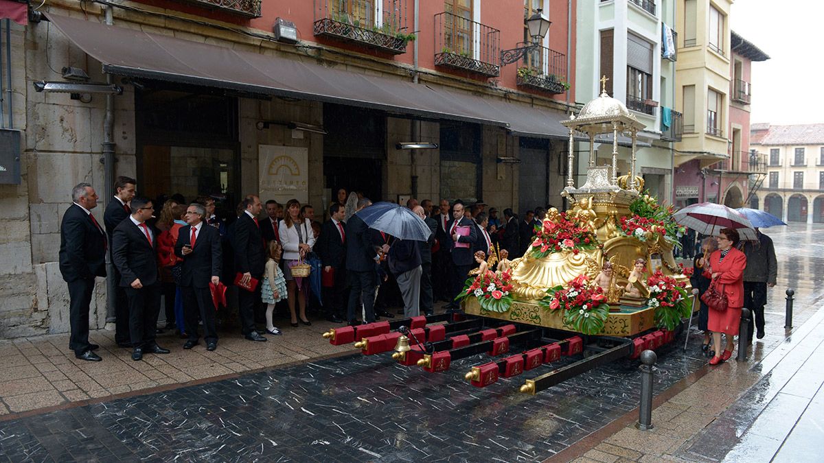 lluvia-semana-santa-11419.jpg