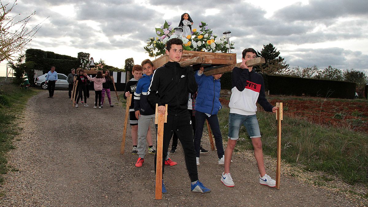 sahagun-procesion-18419.jpg sahagun-procesion-18419.jpg
