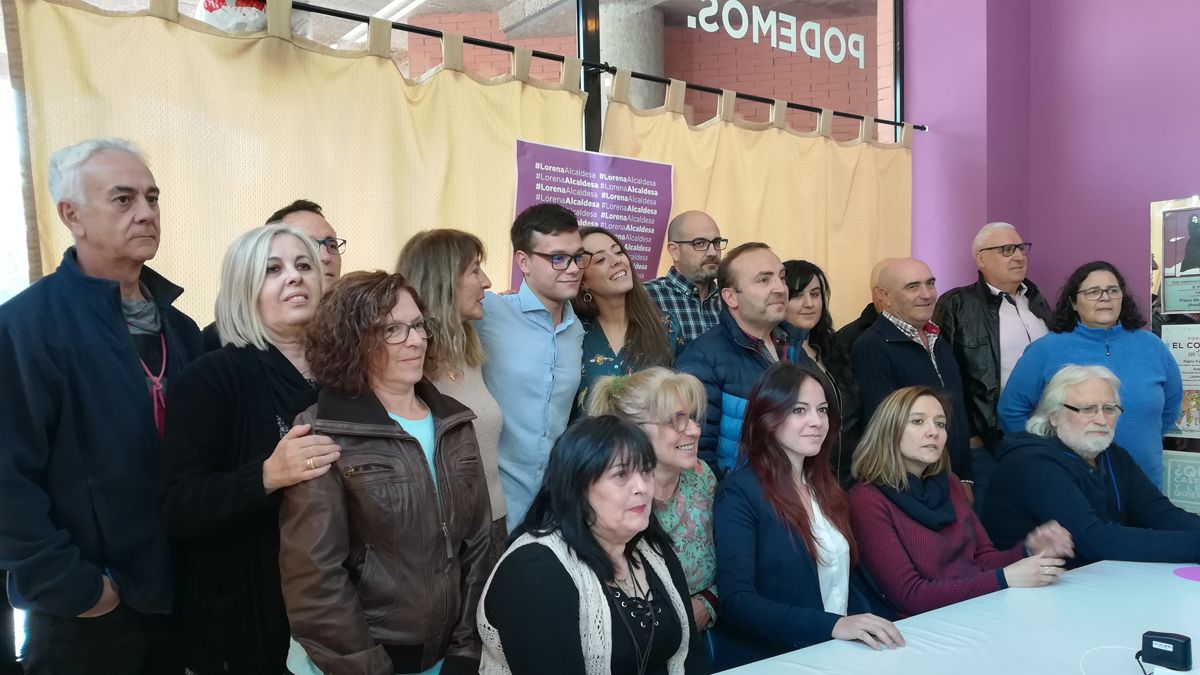 Presentación de la lista de Podemos en su sede de Ponferrada. | M.I.