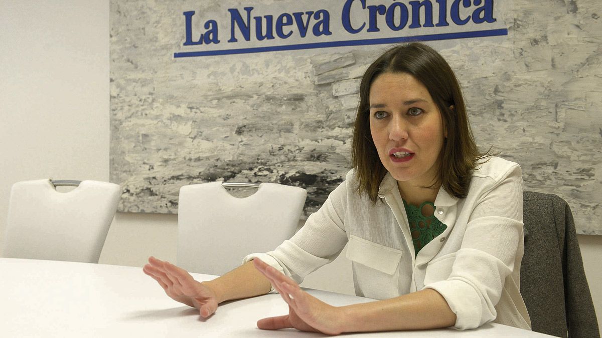 Ana Marcello, candidata de Unidos Podemos por León al Congreso de los Diputados. | MAURICIO PEÑA