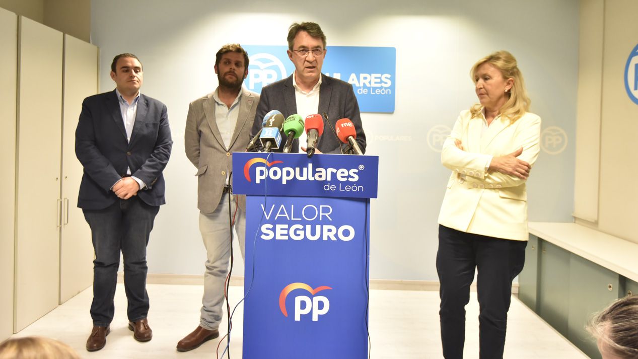 Comparecencia de prensa de Juan Martínez Majo tras los resultados electorales. | SAÚL ARÉN