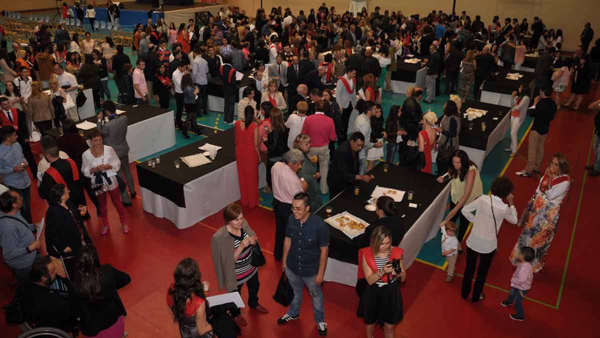Un momento de la graduación de alumnos del CIFP. | L.N.C. Un momento de la graduación de alumnos del CIFP. | L.N.C.