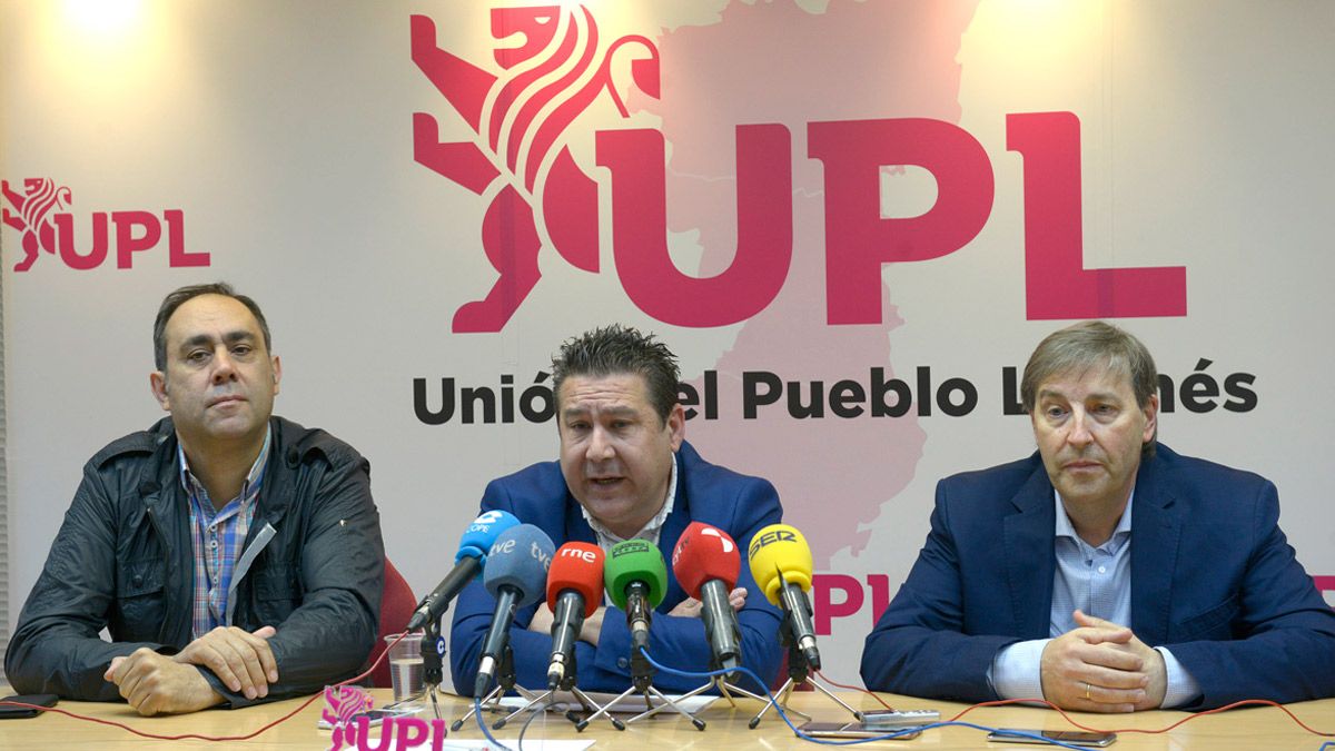 Los candidatos a las Cortes presentan su programa en la sede de UPL. | MAURICIO PEÑA