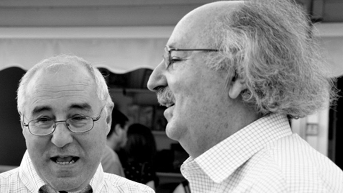 Los poetas José Luis Puerto y Antonio Colinas. | ELOY RUBIO