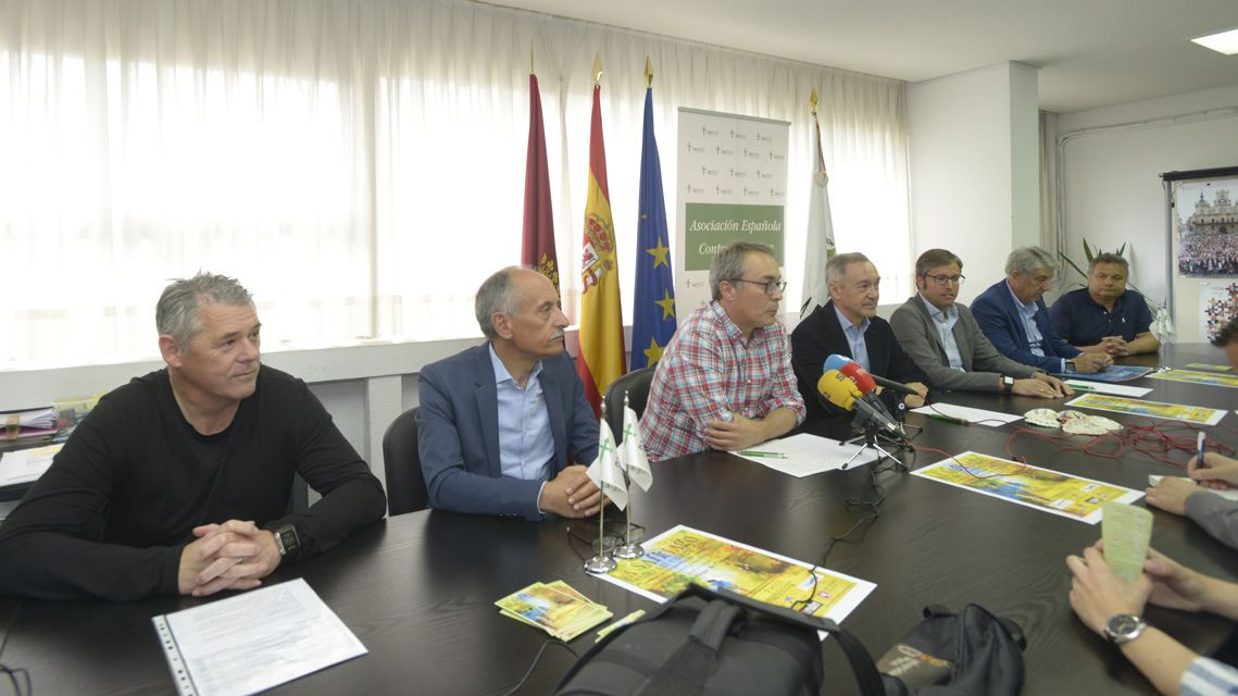 Un instante de la presentación de la carrera. | MAURICIO PEÑA