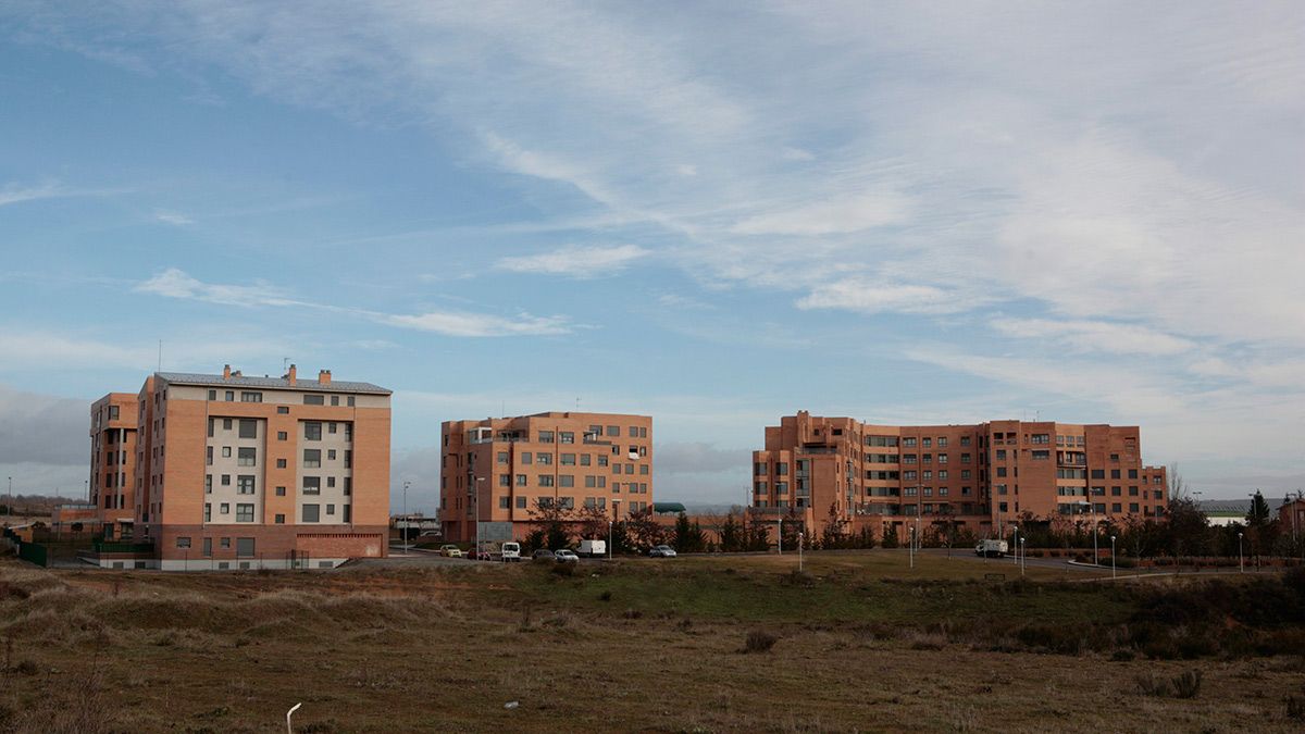 Conjunto de edificios ubicados en el municipio de Villaquilambre en una imagen de archivo. | DANIEL MARTÍN