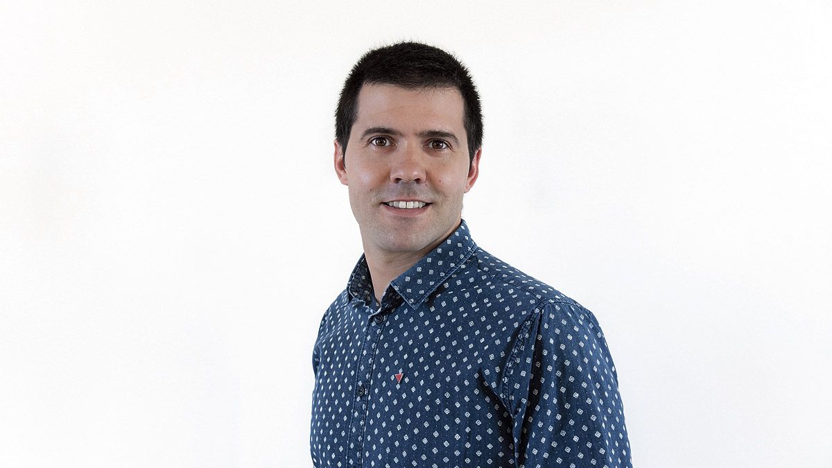 En la imagen, Sergio Díez González, candidato de IU. | L.N.C.