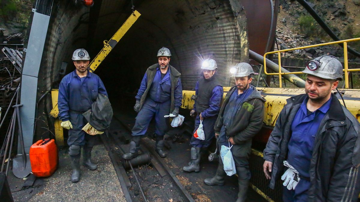 Últimos mineros antes de clausurar las minas bercianas. | ICAL