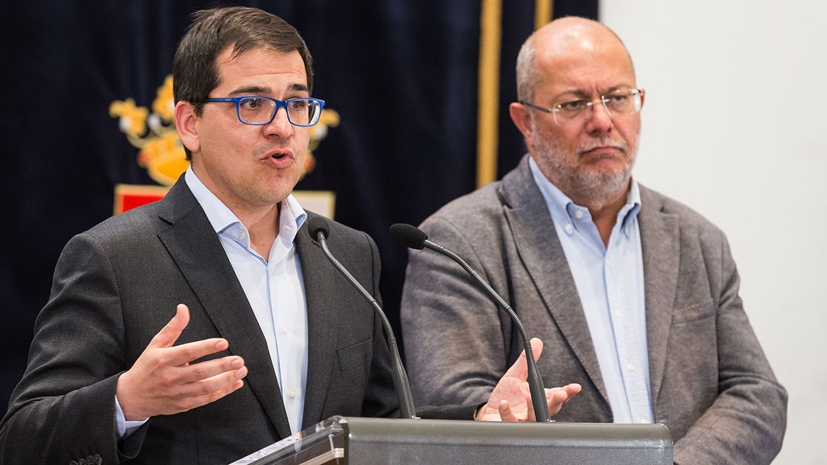 José María Espejo (I), y el presidente de Ciudadanos en CyL, Francisco Igea. | ICAL