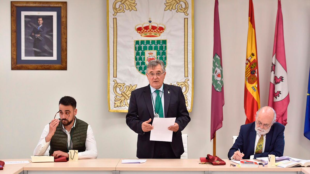 David Fernández será alcalde de nuevo en la legislatura que este sábado acaba de comenzar. | SAÚL ARÉN David Fernández será alcalde de nuevo en la legislatura que este sábado acaba de comenzar. | SAÚL ARÉN