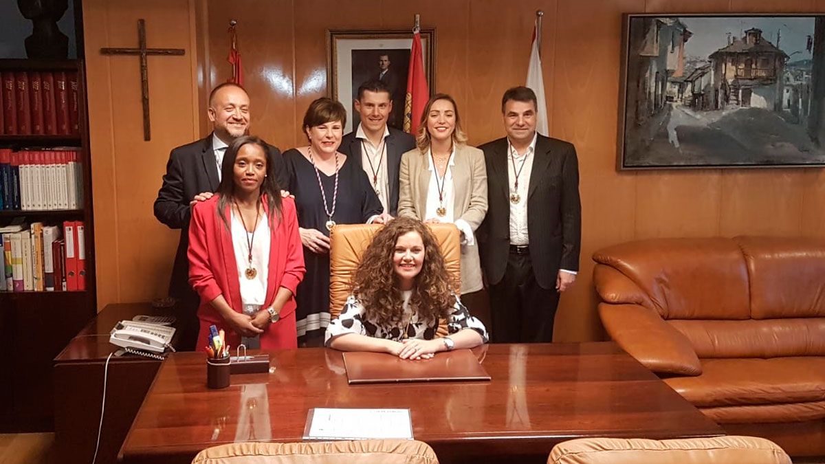 Silvia Cao, primera alcaldesa de la historia de Bembibre. | L.N.C.