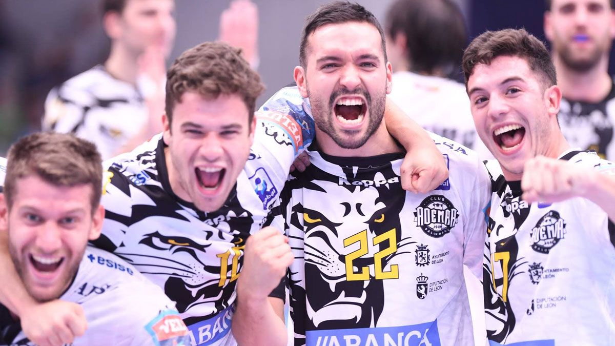 Mosic, Rodrigo, Carrillo y Jaime celebran un triunfo europeo esta temporada. | JAVIER QUINTANA