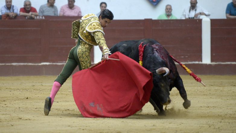 Pablo Aguado en su debut en León. | MAURICIO PEÑA