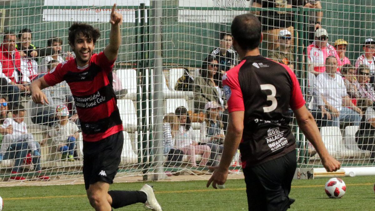 Fer Pina celebra el gol que le metió este año a la Cultural. | INTERNACIONAL