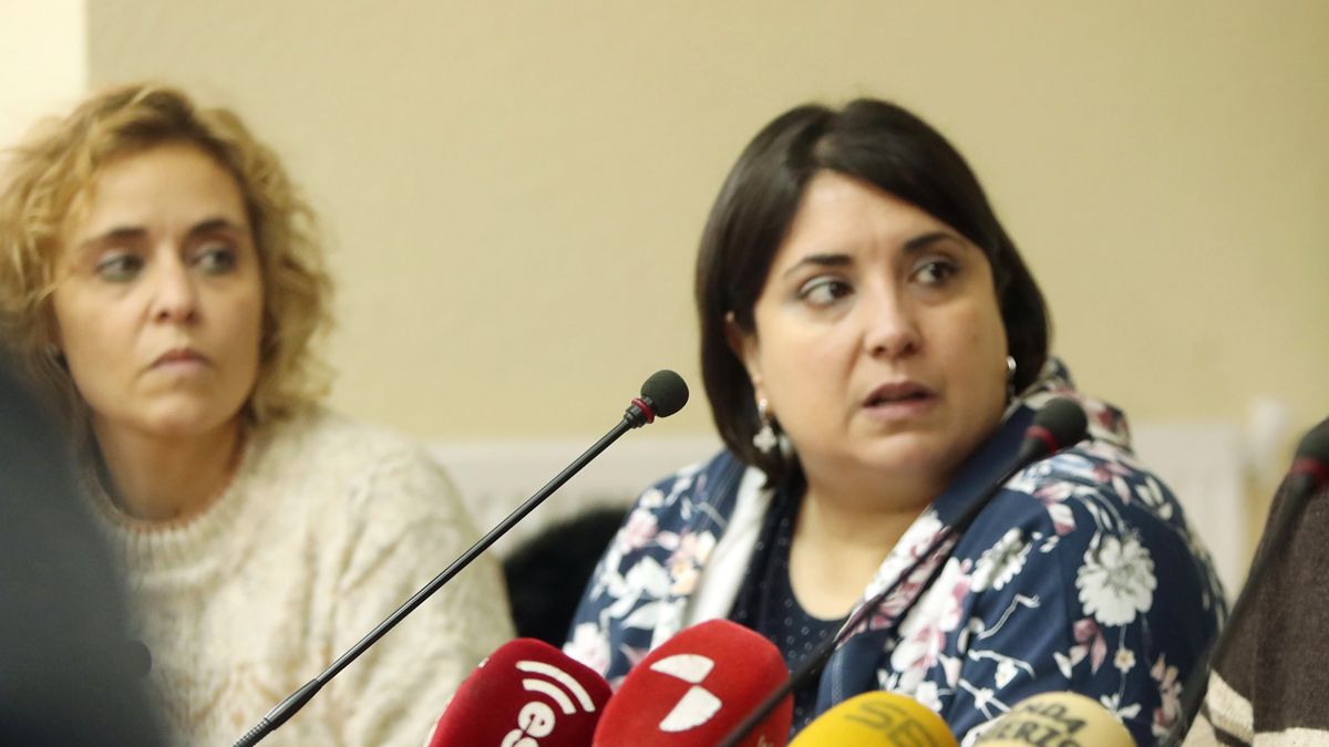 concejalas de Socialistas por Cacabelos e IU en una rueda de prensa cuando formaban gobierno. | ICAL