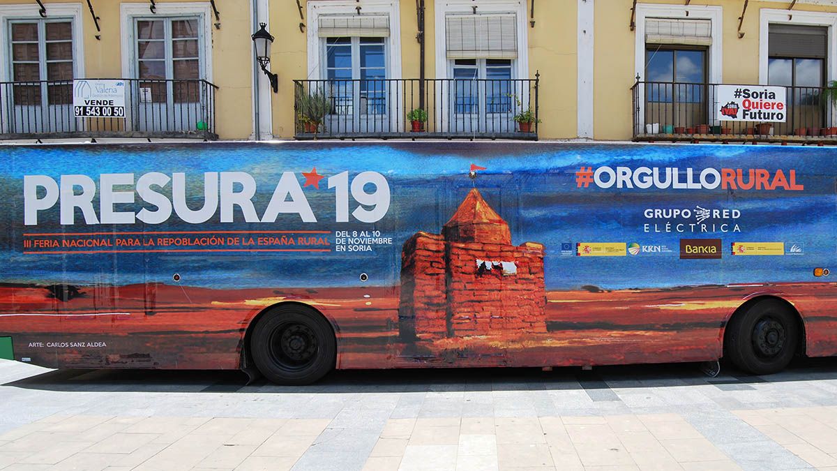 Autobús de la Repoblación de Presura. | PRESURA