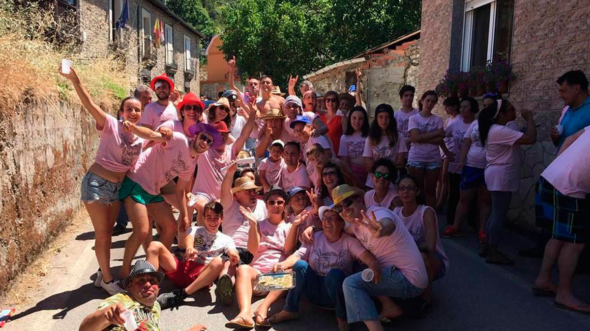 Una de las alboradas tradicionales en las fiestas de Sobrado.