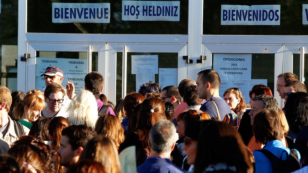 Oposiciones de Educación Secundaria en el I.E.S. Eras de Renueva de León. | CARLOS S. CAMPILLO (ICAL)