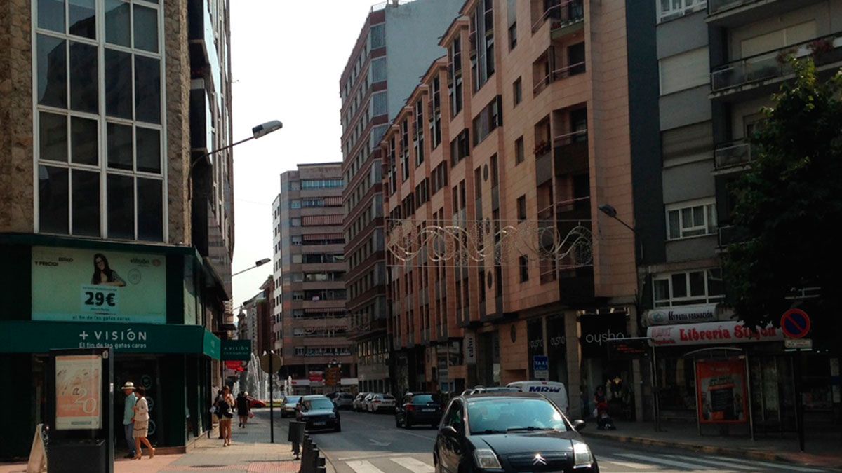 Imagen de archivo de la calle camino de Santiago de Ponferrada. | L.N.C.