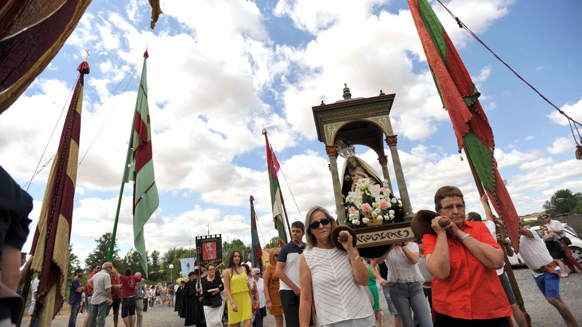 Una imagen de la tradicional Procesión de los Patronos, acto principal de la jornada dominical. | DANIEL MARTÍN