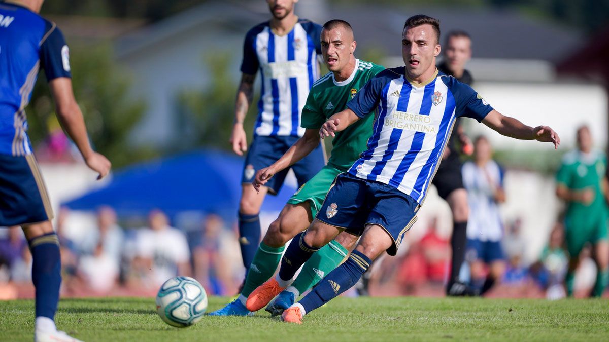 La Ponferradina afronta su segunda prueba ante un equipo de su liga. | REAL OVIEDO