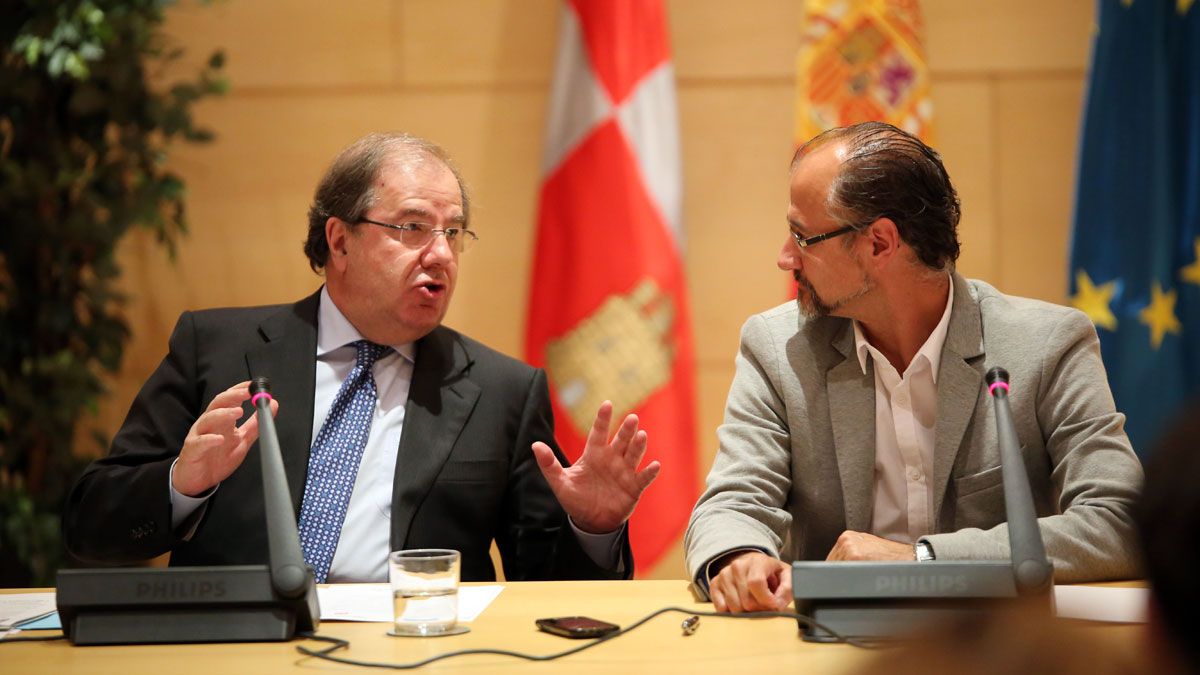 Juan Vicente Herrera y Luis Fuentes durante uno de sus encuentros más recientes. | ICAL