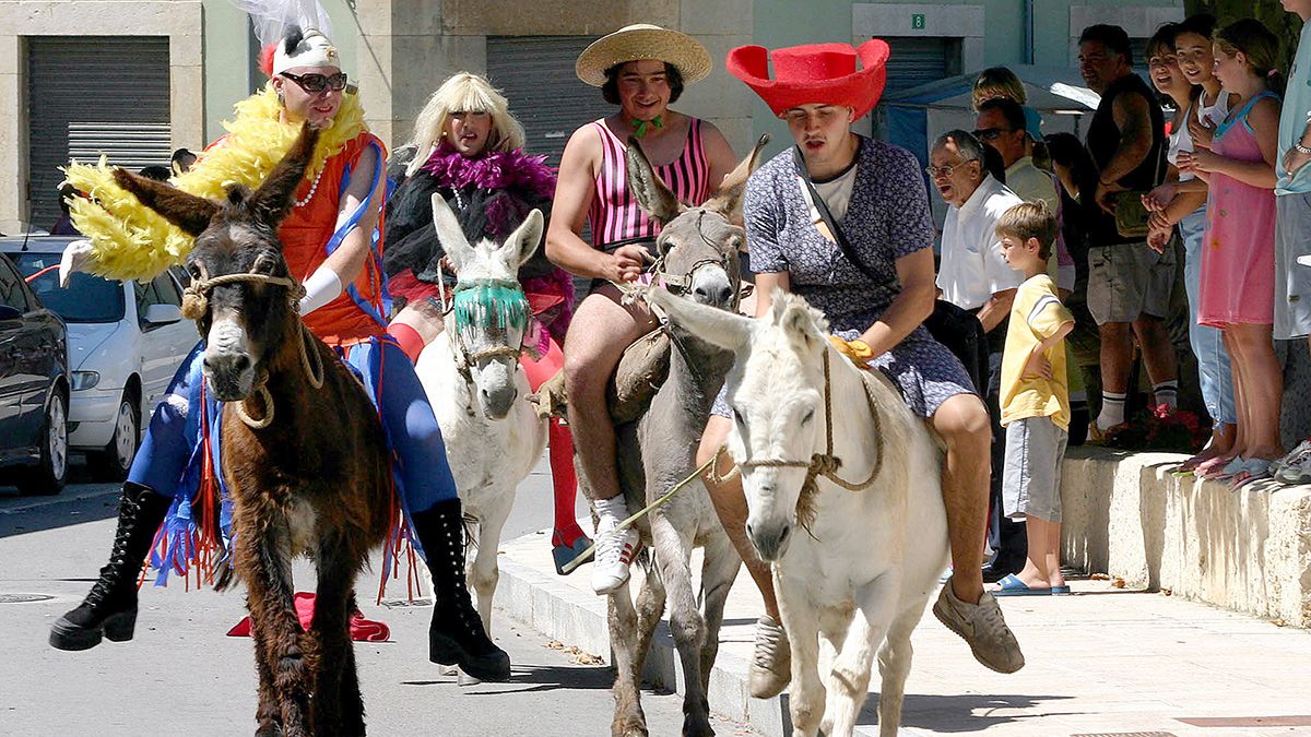 Imagen de archivo de una carrera de burros en Boñar. | ICAL