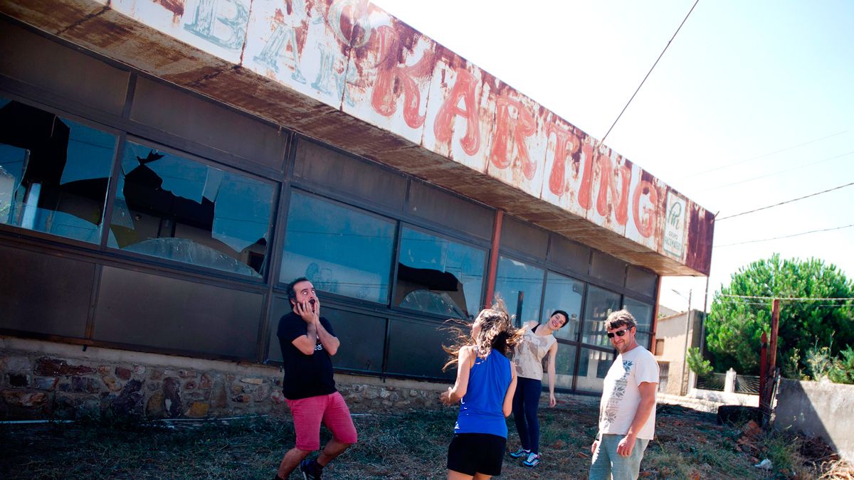 Los componentes de la formación viguesa Trilitrate que este jueves actúan en el patio del Musac.