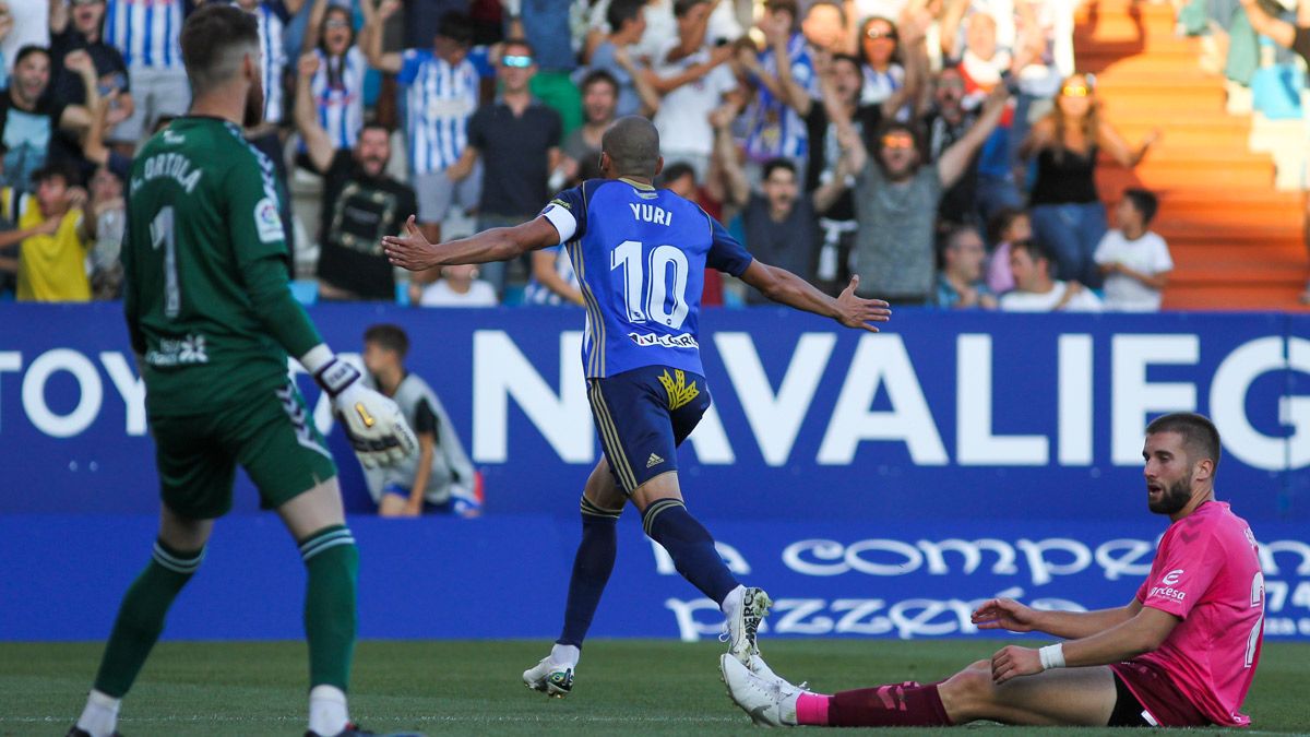 Yuri celebra uno de sus goles. | IRINA R.H.