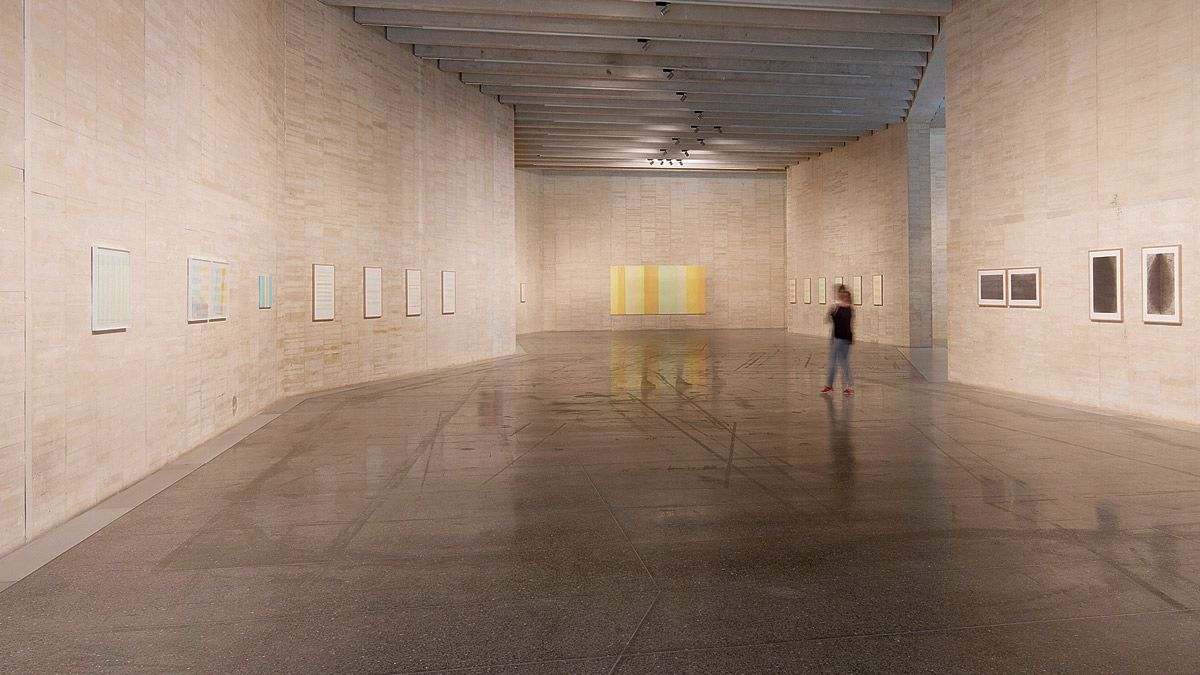 Vista de la sala del Musac que acoge la exposición de María Lara. | MUSAC Vista de la sala del Musac que acoge la exposición de María Lara. | MUSAC