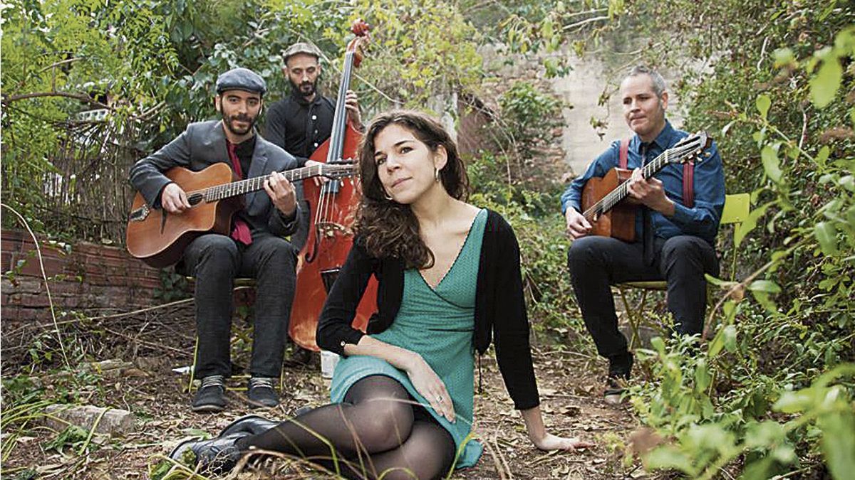 Scaramouche actuará este sábado a partir de las ocho de la tarde en la Plaza Mayor.