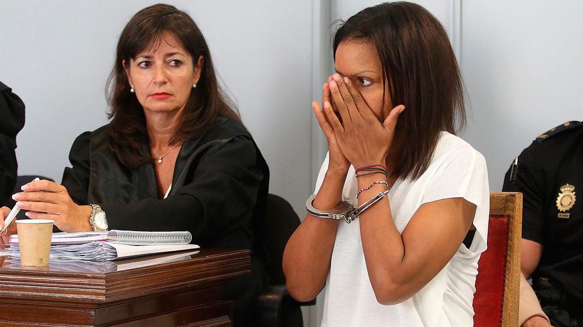 Ana Julia Quezada rompe a llorar en el comienzo del juicio. | EUROPA PRESS