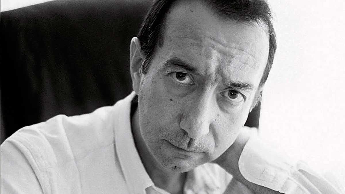 El escritor Tomás Sánchez Santiago. | L.N.C.