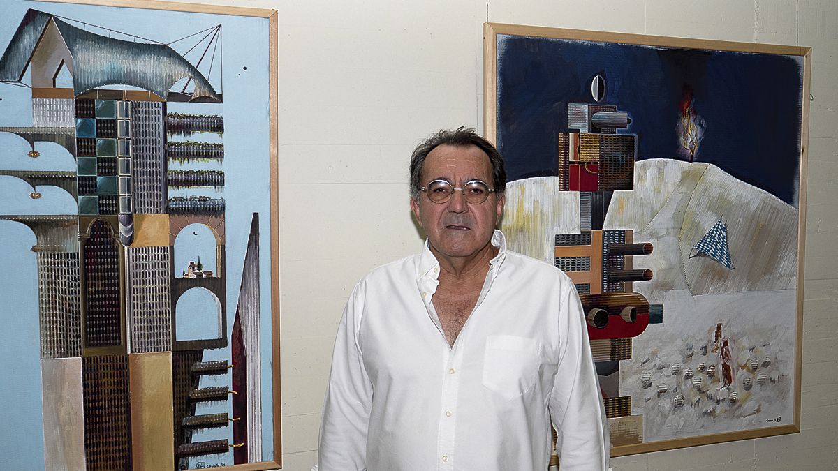 Eduardo López en la sala de exposiciones del Auditorio. | VICENTE GARCÍA