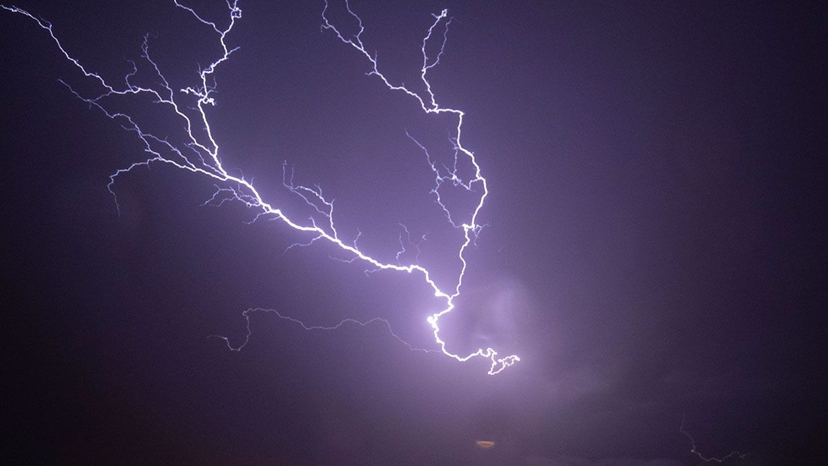 tormenta-rayo-19-09-19.jpg