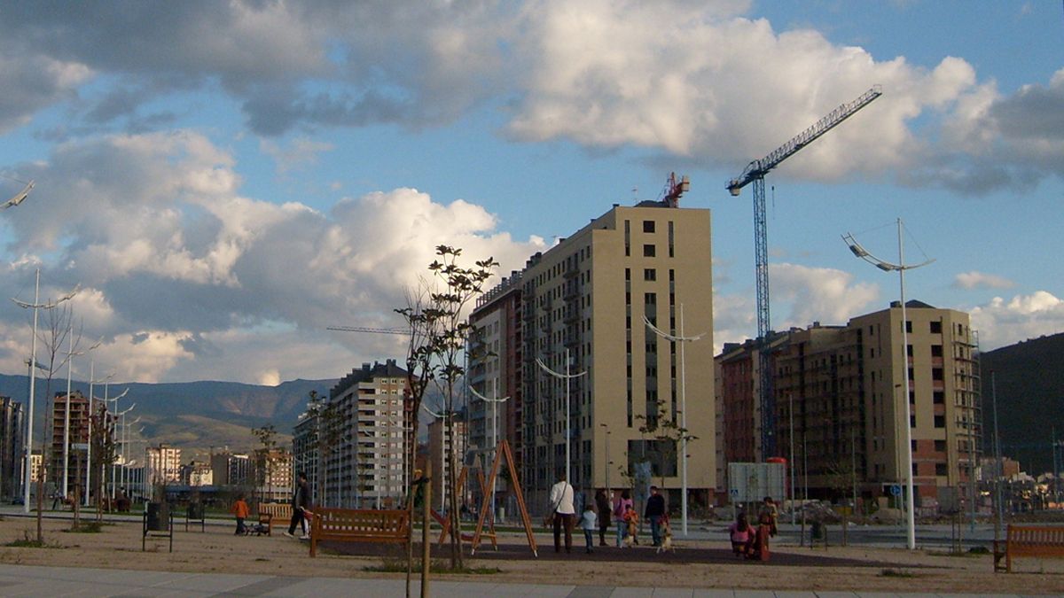 Los vecinos de La Rosaleda rechazan que se imponga el sistema de la ORA.