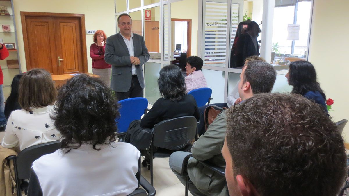 Gerardo Álvarez Courel, Julio Arias, Samuel Folgueral, Iván Alonso, Rosa Luna y Miguel Ángel Fernández. | L. N. C.