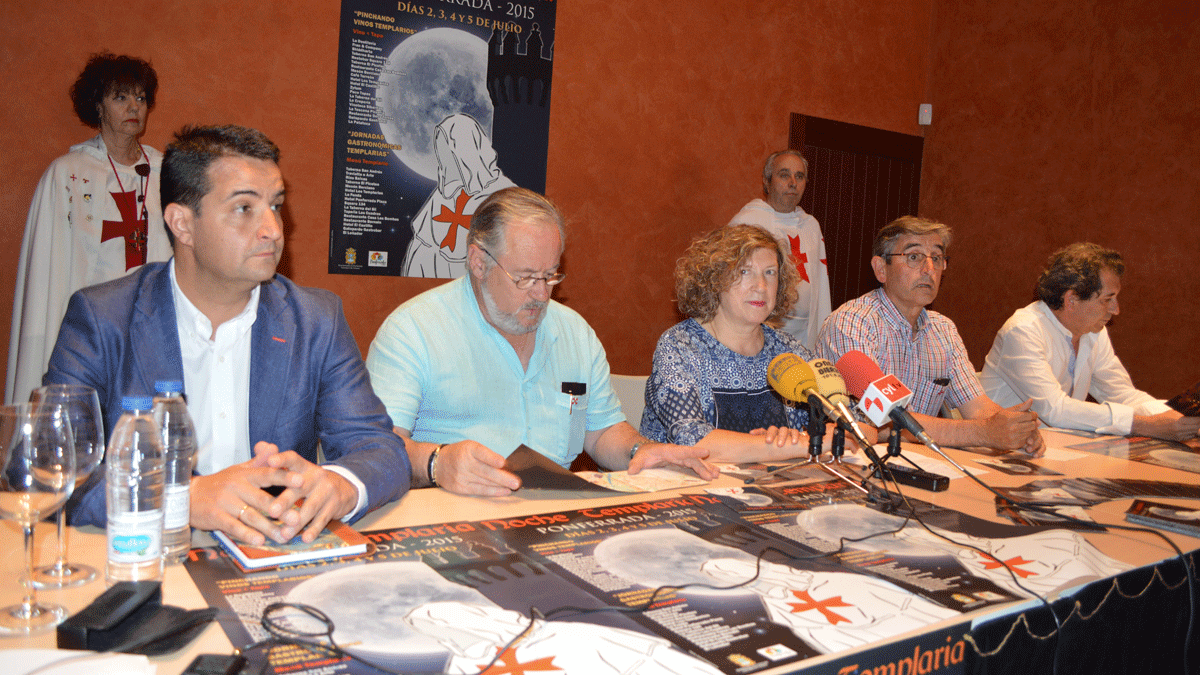 La concejala de Cultura, María Antonia Gancedo, en la presentación de los actos de la Fiesta Templaria. | L. N. C.