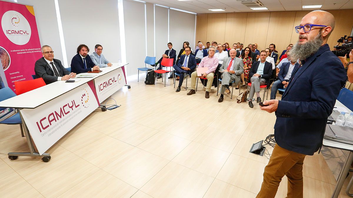 Presentación de la plataforma de proyectos empresariales del clúster de minería sostenible celebrado este martes por la tarde. | ICAL