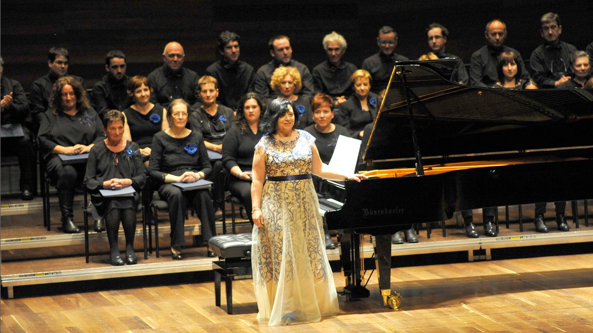 La pianista Raquel del Val en un concierto en el Auditorio. | MAURICIO PEÑA