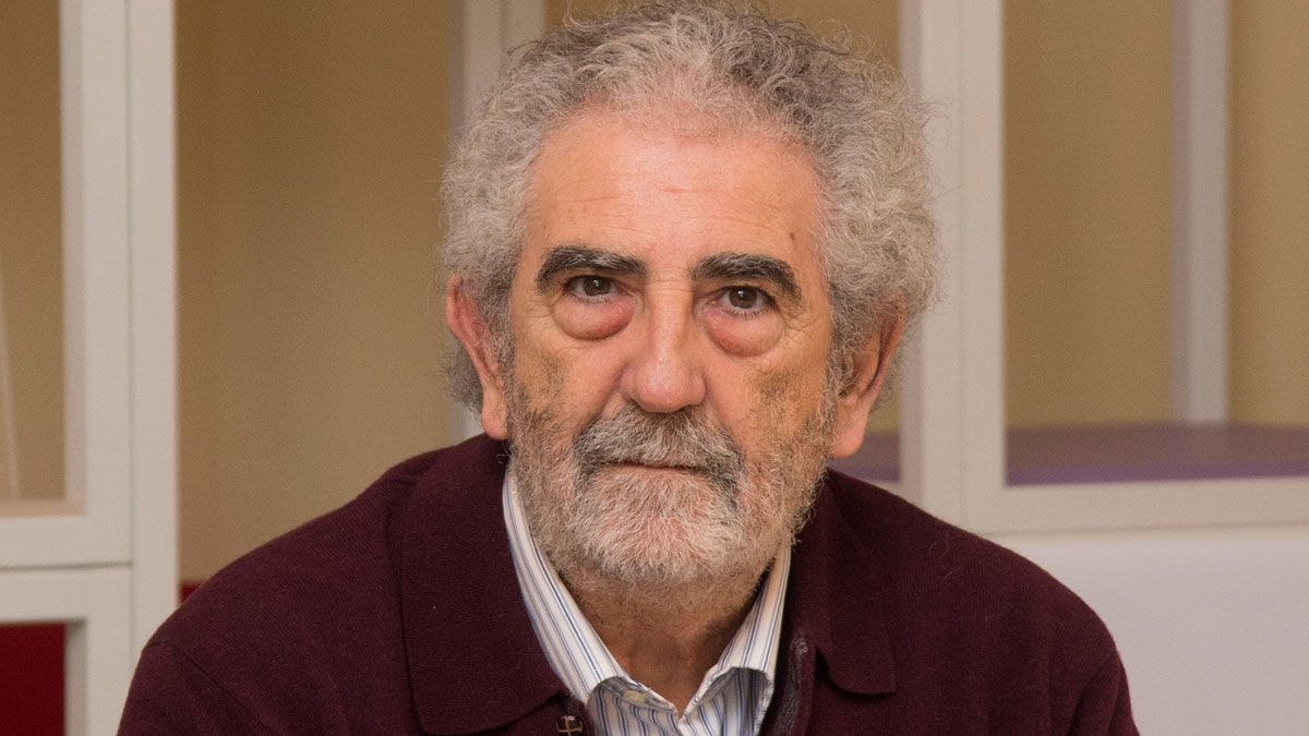 El escritor, periodista y editor Ernesto Escapa participa en el ciclo de conferencias ‘Gastronomía y Literatura’ organizado por el Instituto Castellano y Leonés de la Lengua. | ICAL