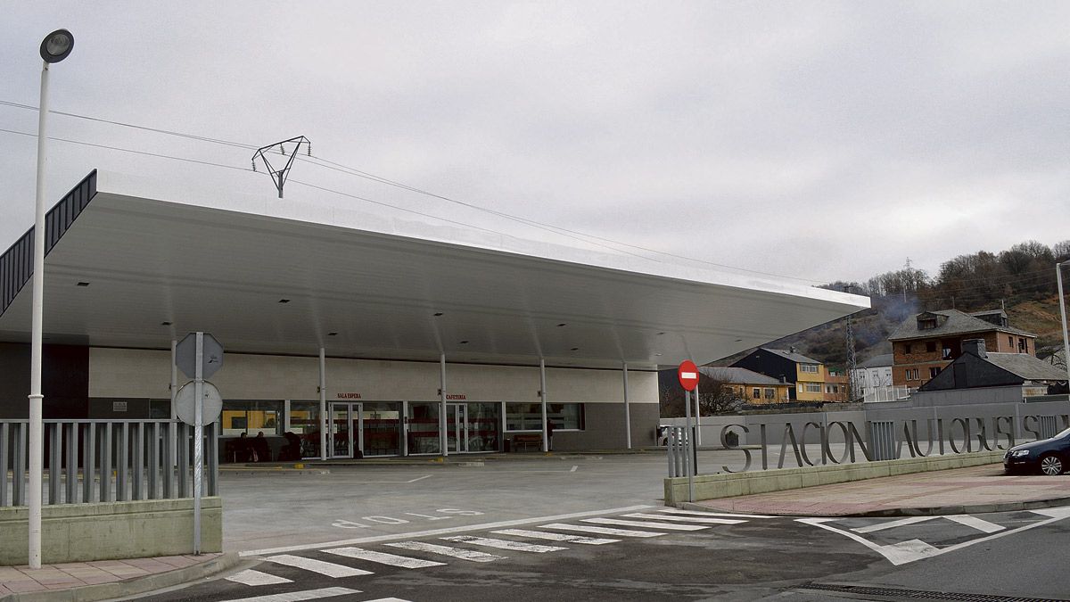 Imagen de las instalaciones de la estación de autobuses de Bembibre. | Ical