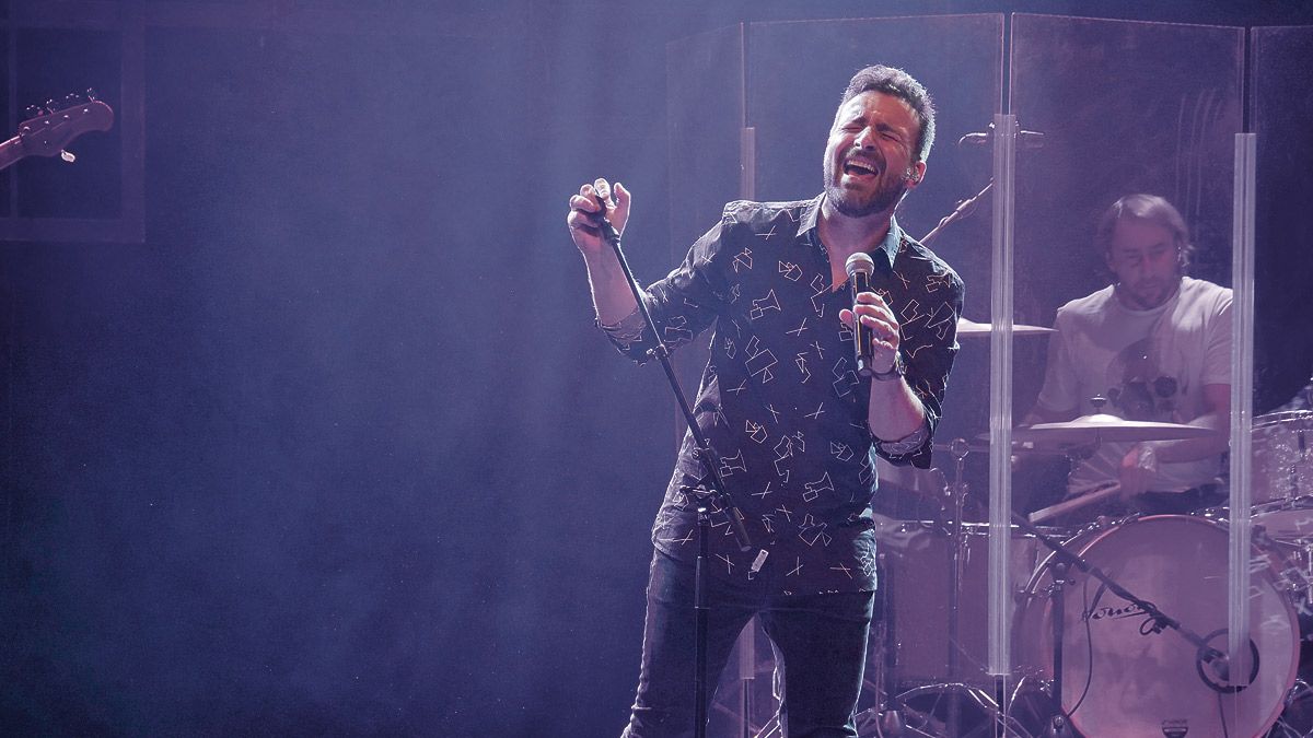 Diego Cantero, Funambulista, en uno de sus concierto de la gira de ‘El Observatorio’. | L.N.C. Diego Cantero, Funambulista, en uno de sus concierto de la gira de ‘El Observatorio’. | L.N.C.