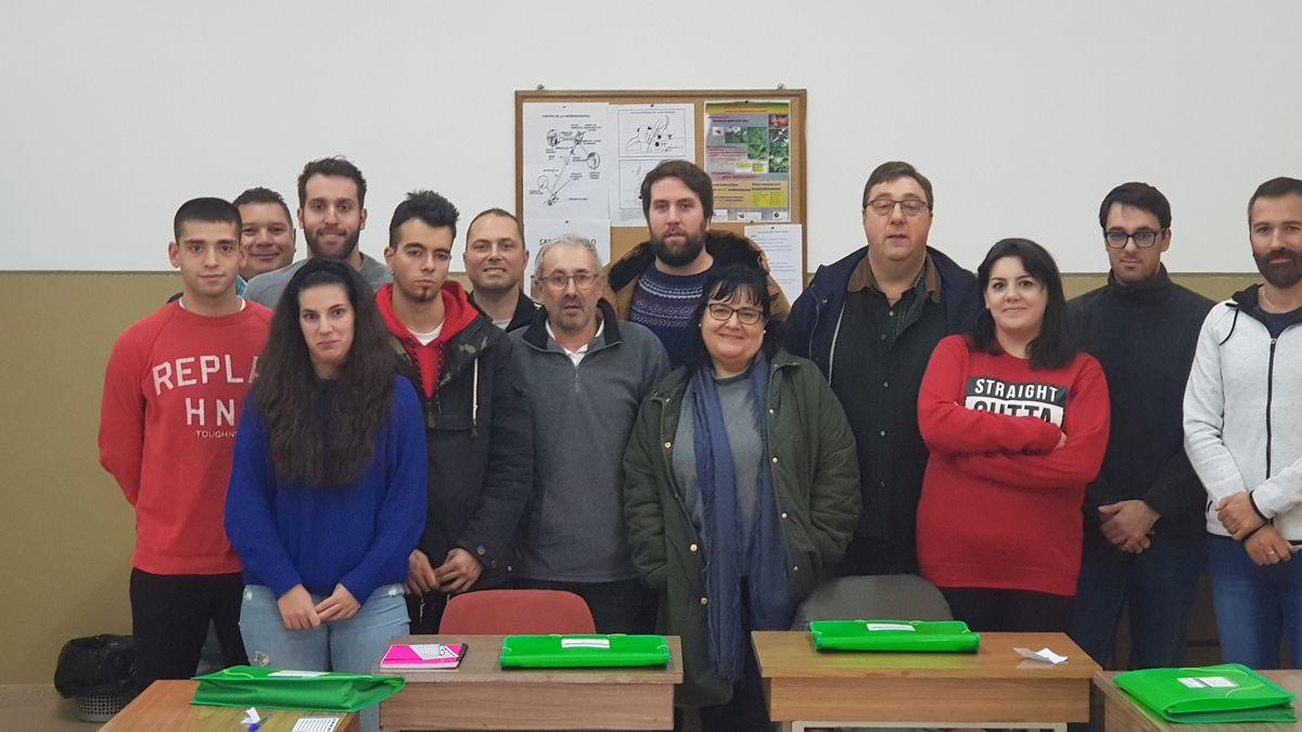 Alumnos que han comenzado el curso. Alumnos que han comenzado el curso.