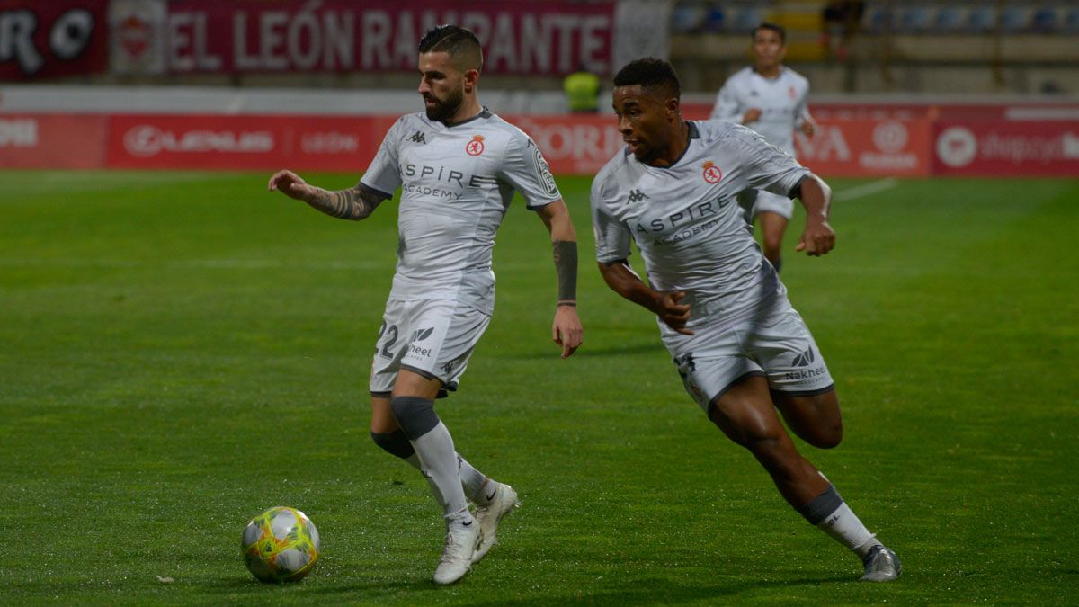 Dani Pichín, durante un partido en el Reino. | MAURICIO PEÑA
