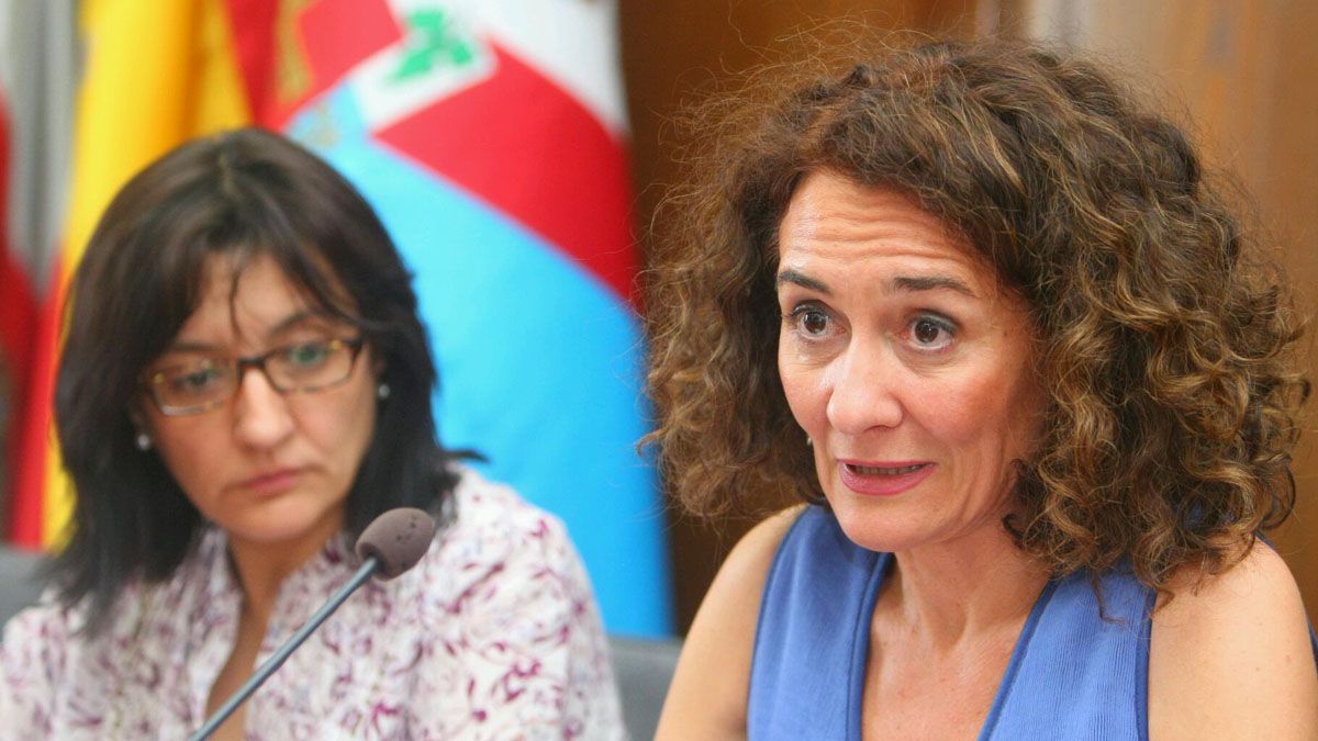 Gloria Merayo, alcaldesa de Ponferrada, en la rueda de prensa urgente de este jueves. | C. Sánchez (Ical)