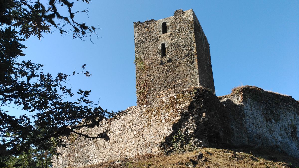 Imagen del castillo de Balboa, que está siendo restaurado