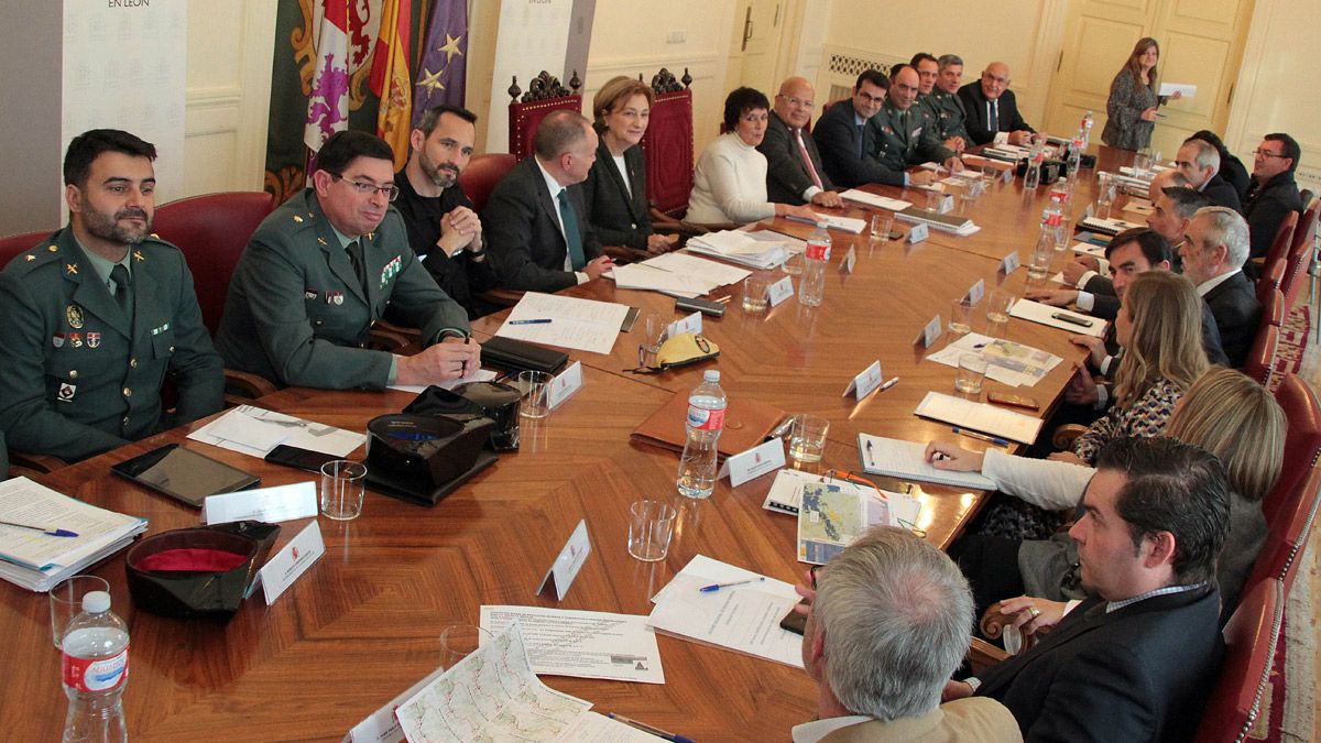 Reunión celebrada en la Subdelegación de Gobierno en León. | ICAL