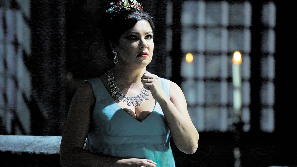 La soprano rusa Anna Netrebko en el papel de la ópera ‘Tosca’. La soprano rusa Anna Netrebko en el papel de la ópera ‘Tosca’.